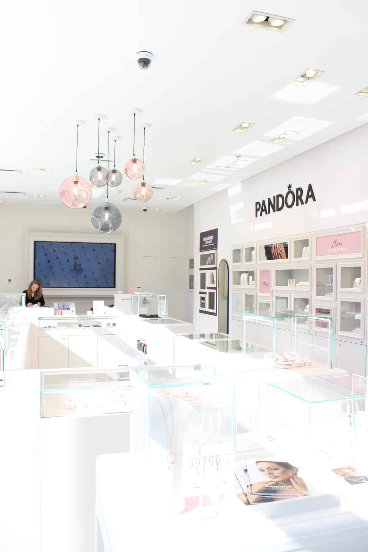 Your Pandora deserves the - Pandora Store at Summit Mall